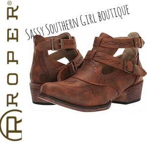 🆕⭐Roper brown western bootie boots